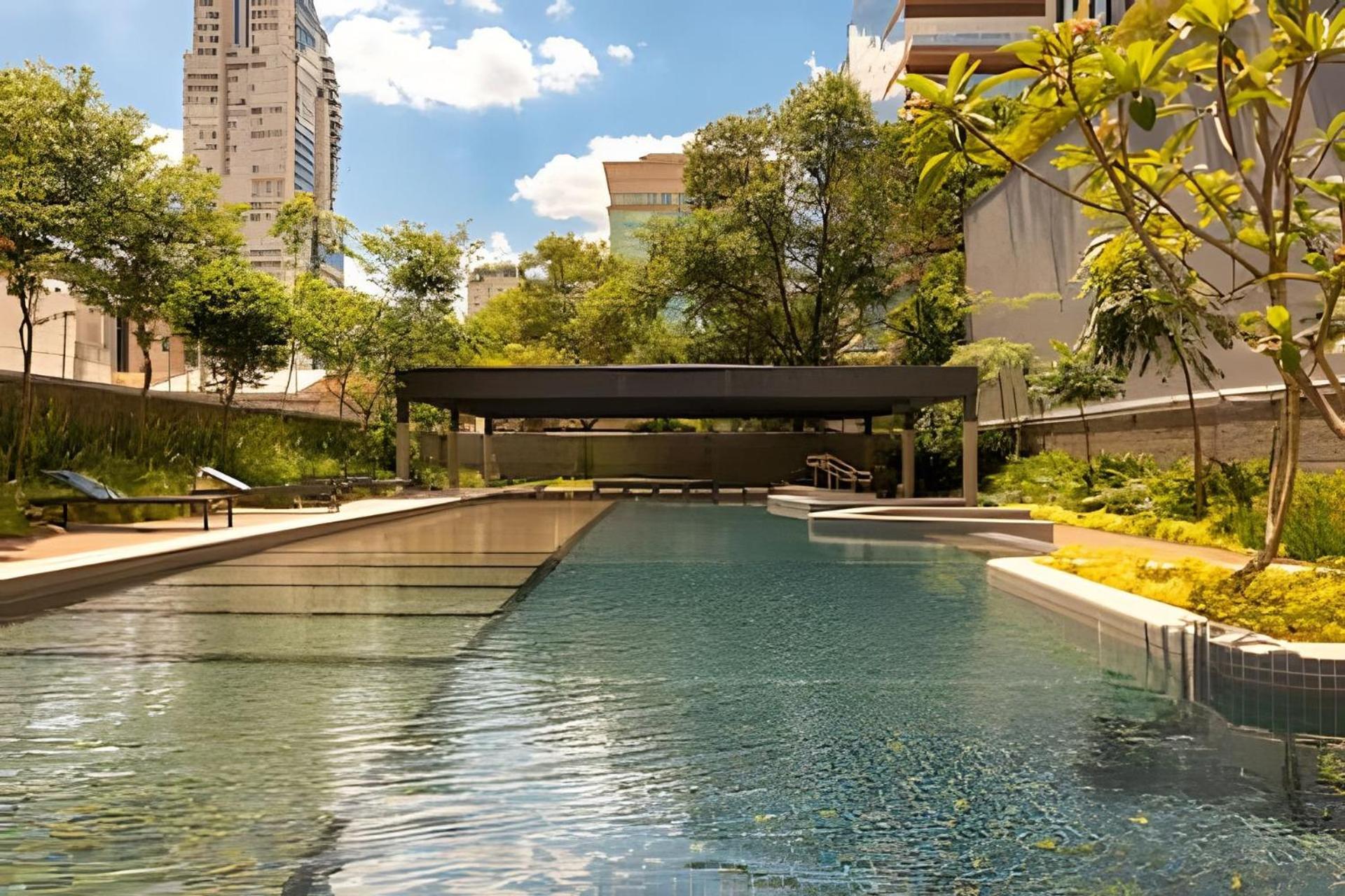 Easy Star - Belissimo No Coracao Do Itaim Bibi - Tg03i * São Paulo